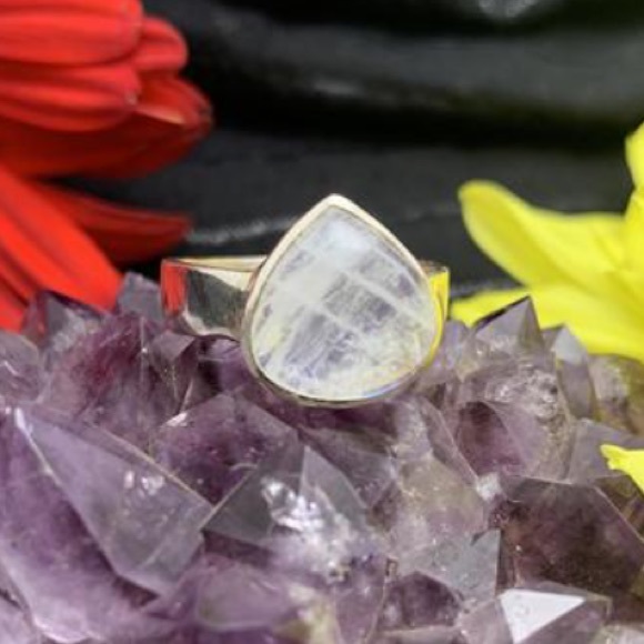 Vivid Blue Moonstone, 925 silver Ring - Picture 9 of 9